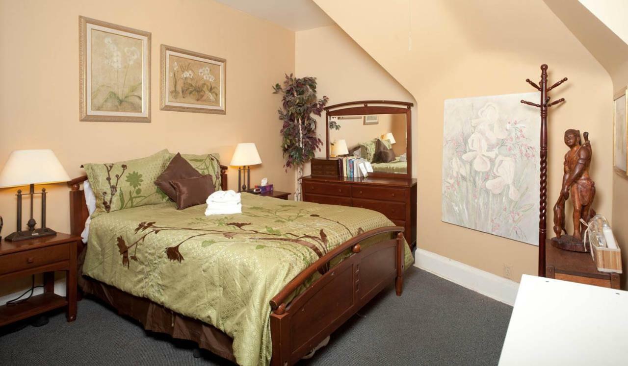 Welcome Manor Bed & Breakfast 5*