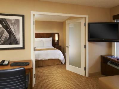 Hotel Courtyard By Marriott Downtown/river North