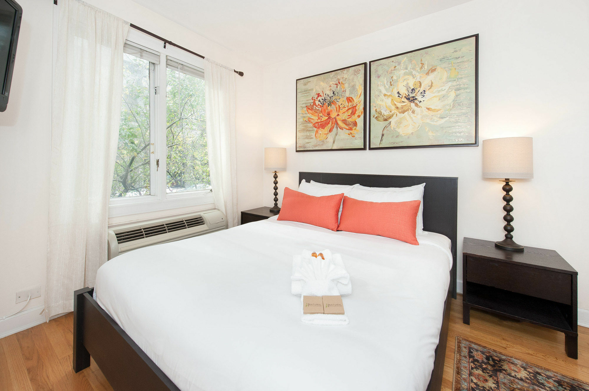Airy In Gold Coast By Sonder * Chicago