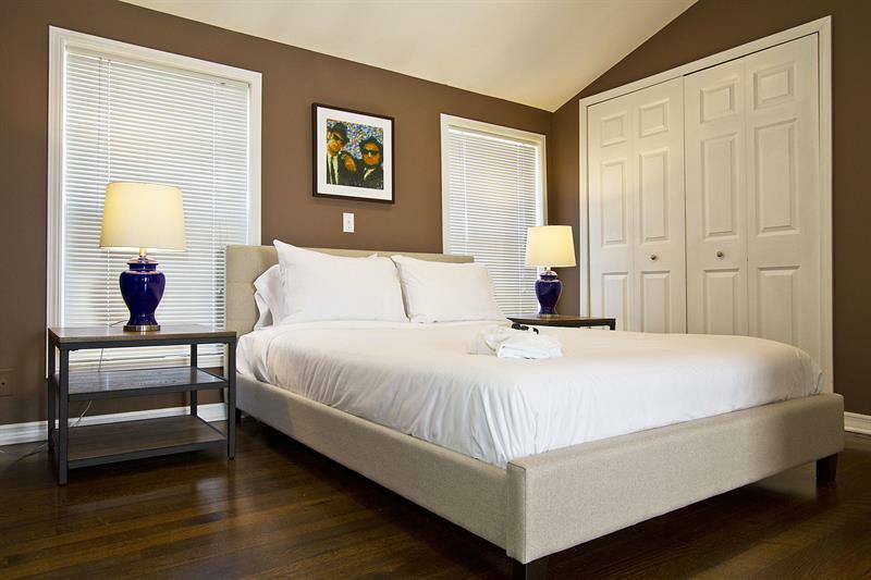 Grand 3br In Roscoe Village By Sonder