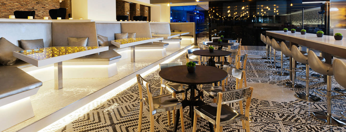 Radisson Blu Aqua Hotel, Hotel Chicago