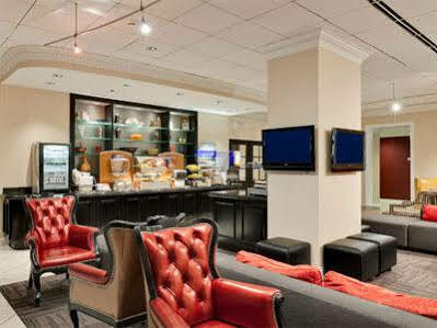 Hotel Express - Magnificent Mile By Ihg Chicago