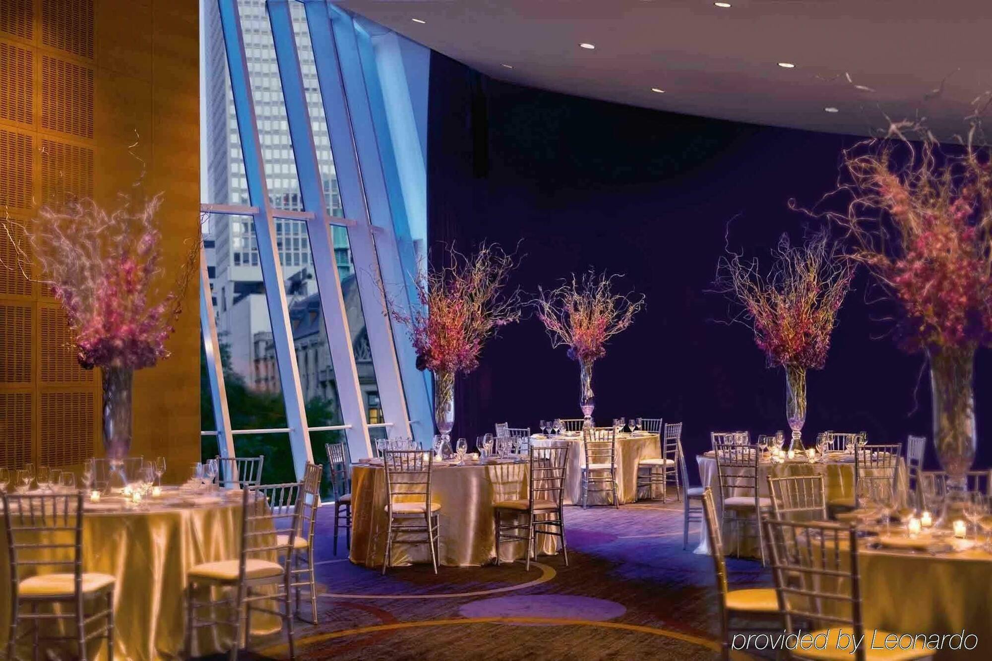 Sofitel Magnificent Mile 5*