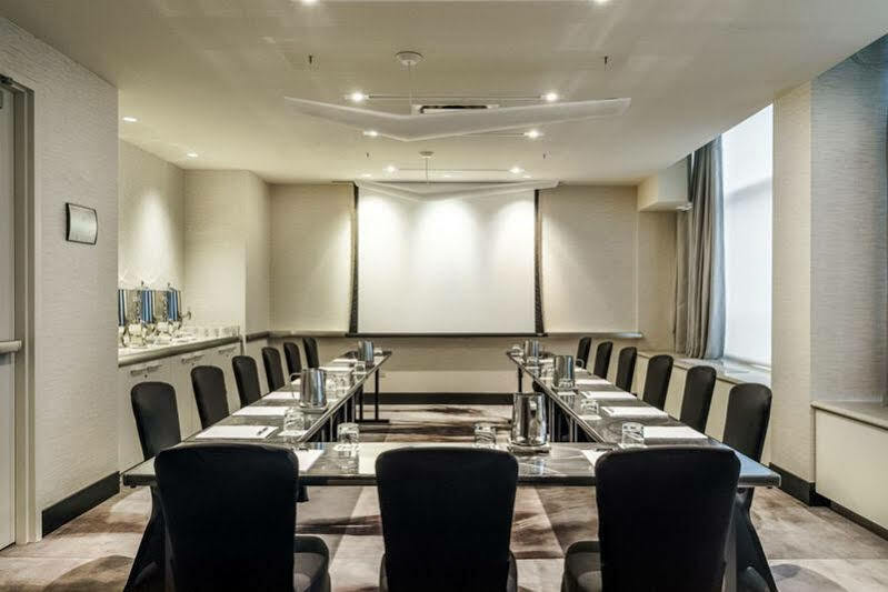 The Collection Magnificent Mile Hotel 4*