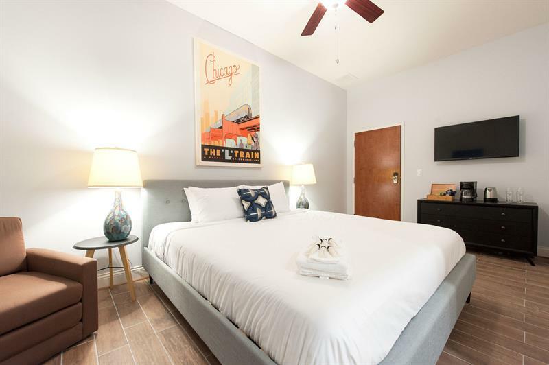 Sleek In Lincoln Park By Sonder Chicago