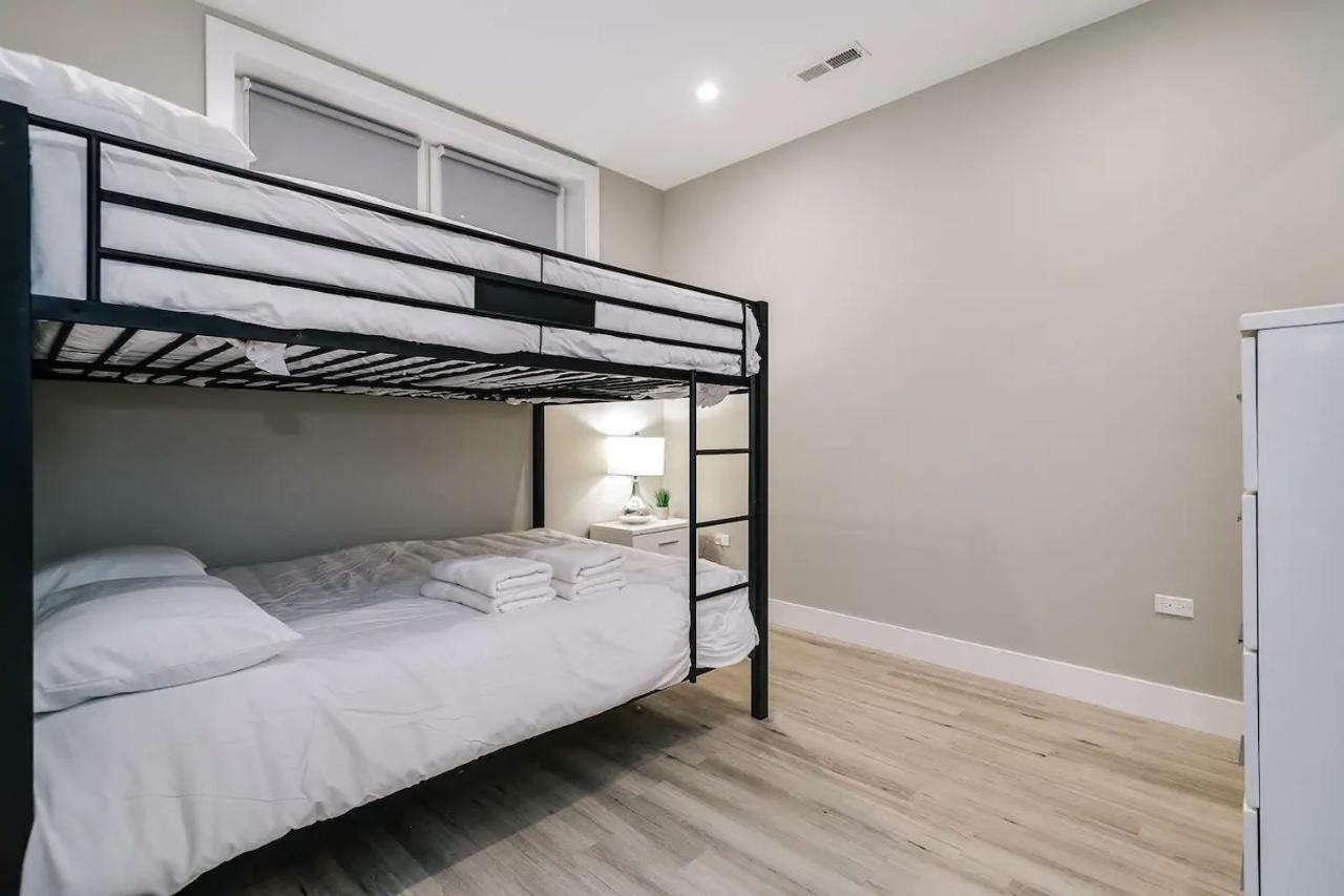 Stunning Duplex - Downtown River North * Chicago