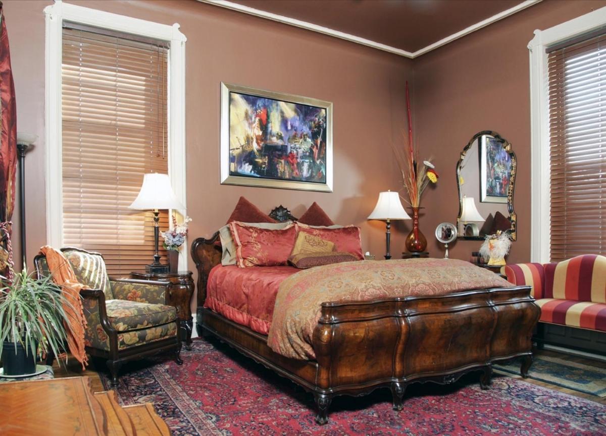Welcome Manor Chicago