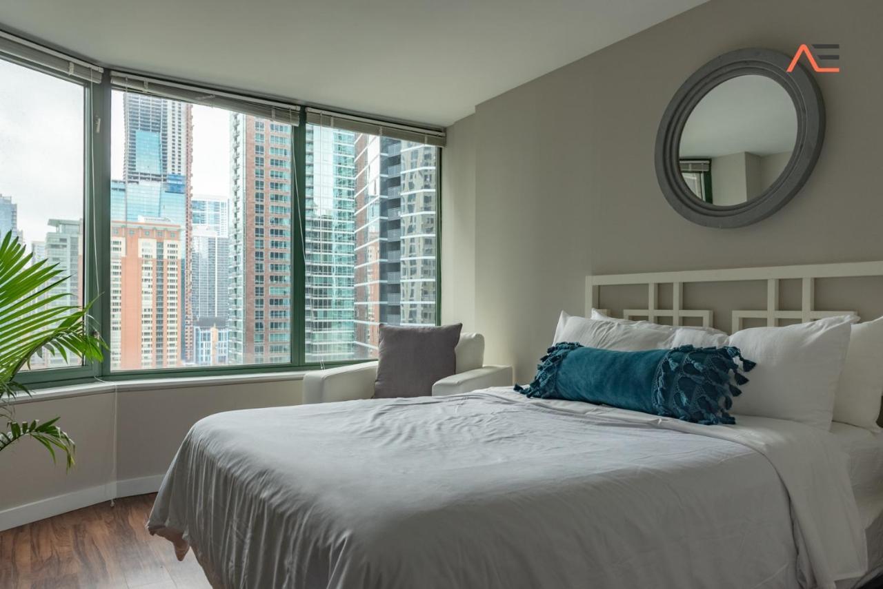 Envitae 3br Downtown Luxurious Views & Pool Apartment