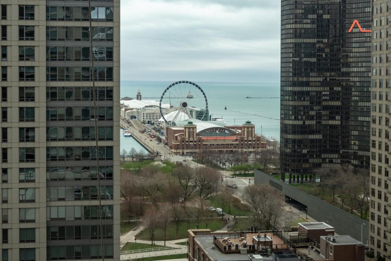 Envitae 3br Downtown Luxurious Views & Pool Apartment