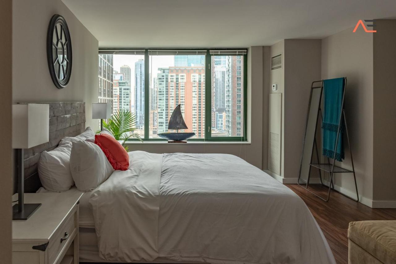 Envitae 3br Downtown Luxurious Views & Pool Apartment