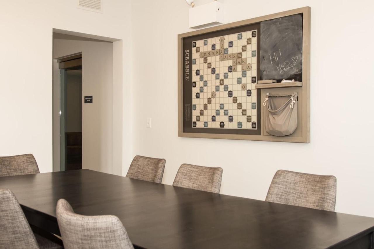 Gia Modern Luxury Suites Near Loyola University Apart-hotel Chicago