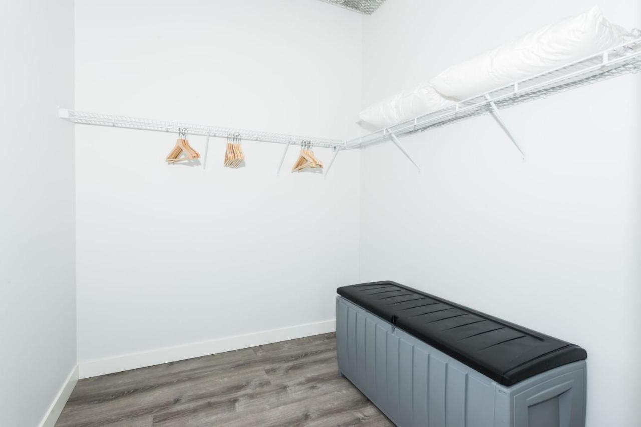 Gia Modern Luxury Suites Near Loyola University Chicago