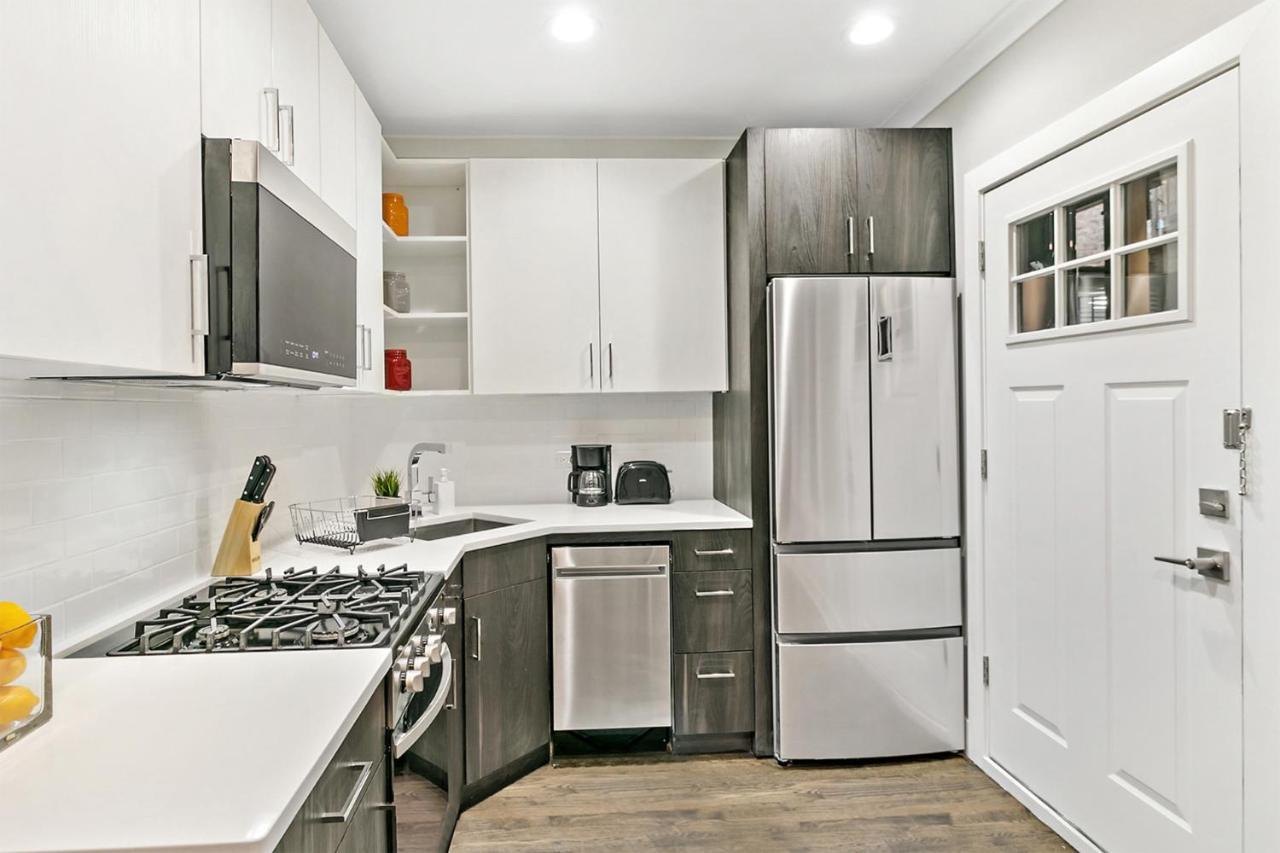 1br Stylishly Furnished In Lakeview - Oakdale 1s Apartment Chicago