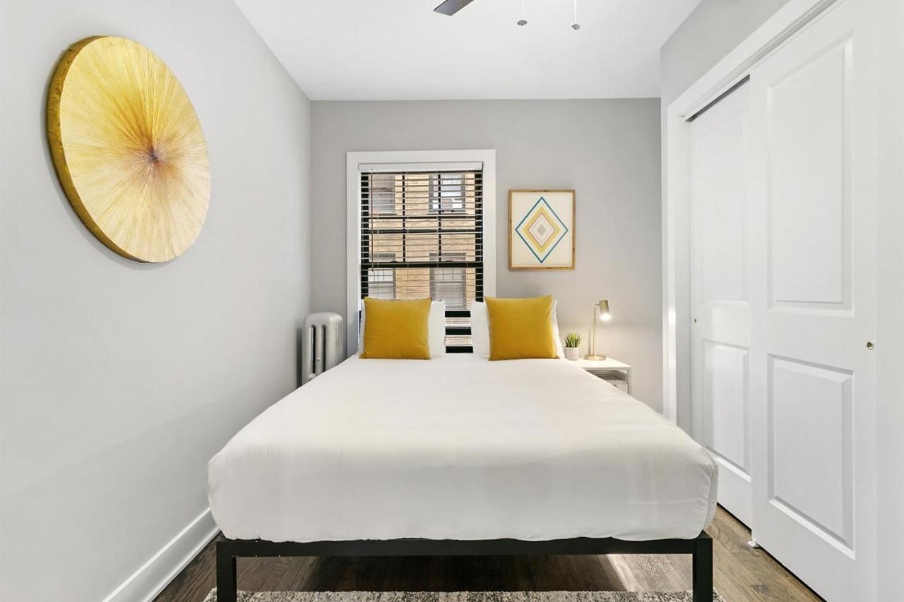 1br Stylishly Furnished In Lakeview - Oakdale 1s Apartment