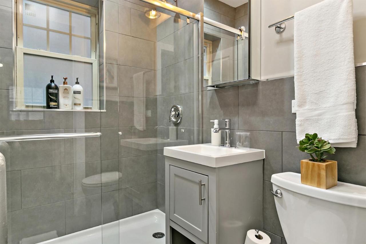 1br Stylishly Furnished In Lakeview - Oakdale 1s Chicago