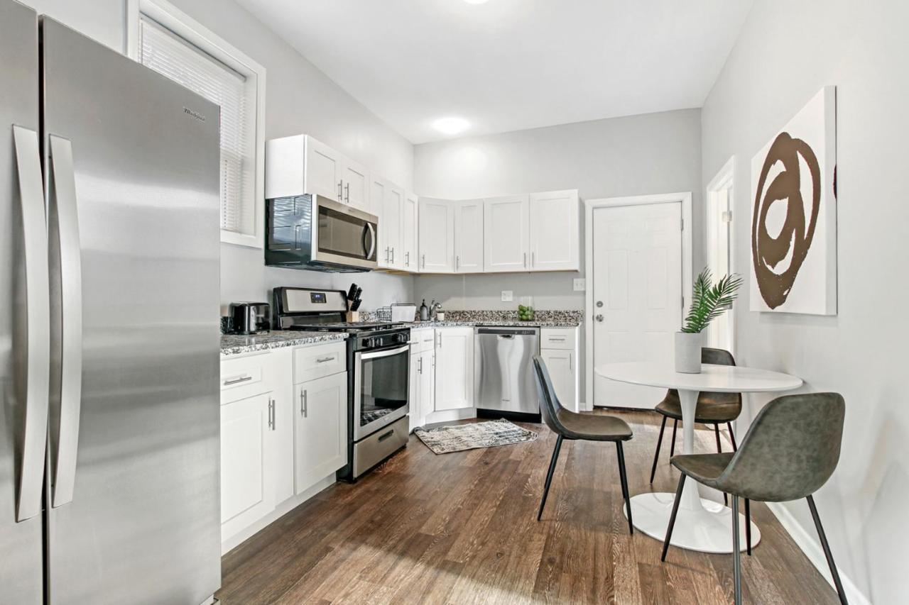 Trendy & Insta-worthy 2br - Kimball Rear * Chicago