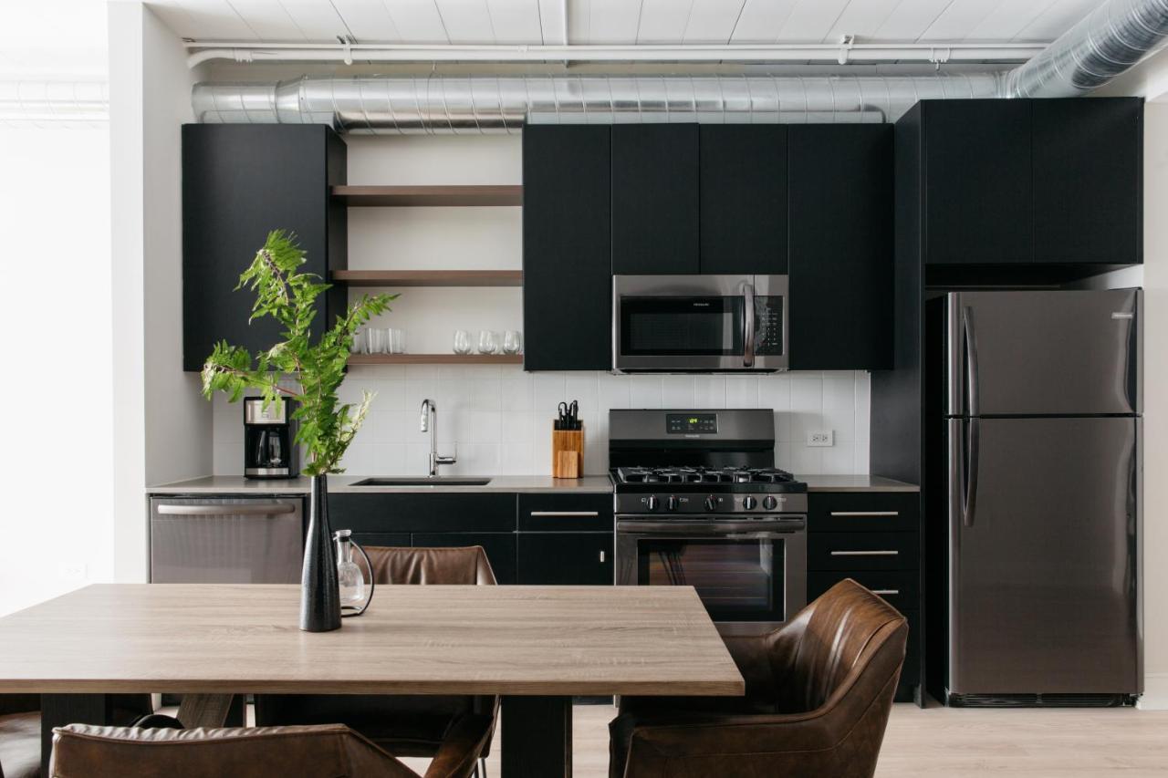 Sonder — The Bel Chicago