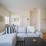 3-Bedroom Gem Apt With In-Unit Laundry - Lawndale 1 & 2 Rep