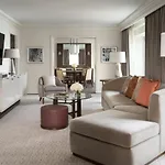 Hotel Four Seasons 5*