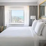 Four Seasons 5*