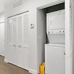 2Br Trendy Urban Apartment - Division 102W 202W 302W Rep