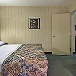 Saint Clair - Magnificent Mile