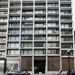 21 East - Chic Dt Apts With Rooftop By Zencity