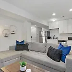 Spacious & Elegant 2-bedroom - Warren Rep Apartment *