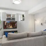 Spacious & Elegant 2-Bedroom Apt - Warren Rep