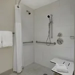 Embassy - Downtown River North 3*