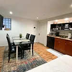Wrigley Garden Unit