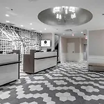 Saint Clair - Magnificent Mile
