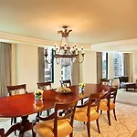 Hotel Sheraton Grand Riverwalk 4*
