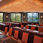 Sheraton Grand Riverwalk 4*