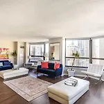 3Br Stunning Spacious Sky Loft Indoor Pool, Parking & Incredible Views