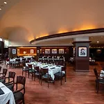 Hotel Sheraton Grand Riverwalk 4*