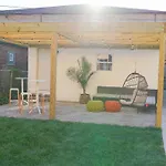 *Big Blue* Eclectic 3Bdrm/1Bath Bronzeville Gem