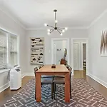 2Br Comfy & Artistic Apt Outfitted For Comfort - Francisco 1