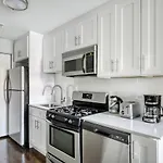 Lakeview 2Br W Wd Pool 3 Blocks To Lakefront Chi-484