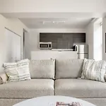 South Loop 2Br Nr L Grant Park Chi-808
