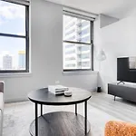 Loop 1br W Lounge Gym Roof Nr L Chi-693 Apartment