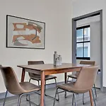 Loop 2Br W Gym Pool Wd Nr Willis Tower Chi-832