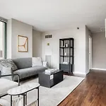 Streeterville 2Br W Gym Pool Ohio St Beach Chi-908