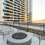 Loop 1br W Lounge Gym Roof Nr L Chi-693 Apartment