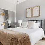 Edgewater 2Br Nr Loyola Red Line Chi-904