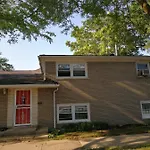 8100 Happy Homestay Chicago
