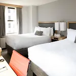 Saint Clair - Magnificent Mile 4*
