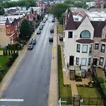 The Penthouse, Lux Stay Near Downtown, Uofc & Lake