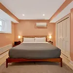 Newly Renovated 2Bd Across From Palmer Square Park Condo