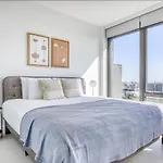 Apartment W Loop W Gym Pool Coworking Nr Uic Chi-438 Chicago